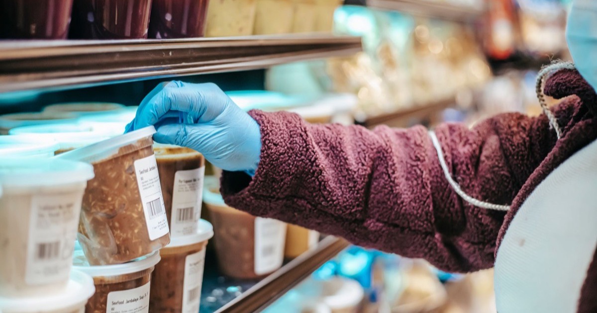 Batch and traceability records in a food factory