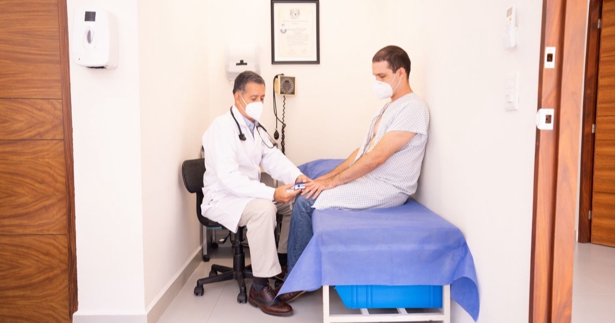 Comparing the best clinic management software