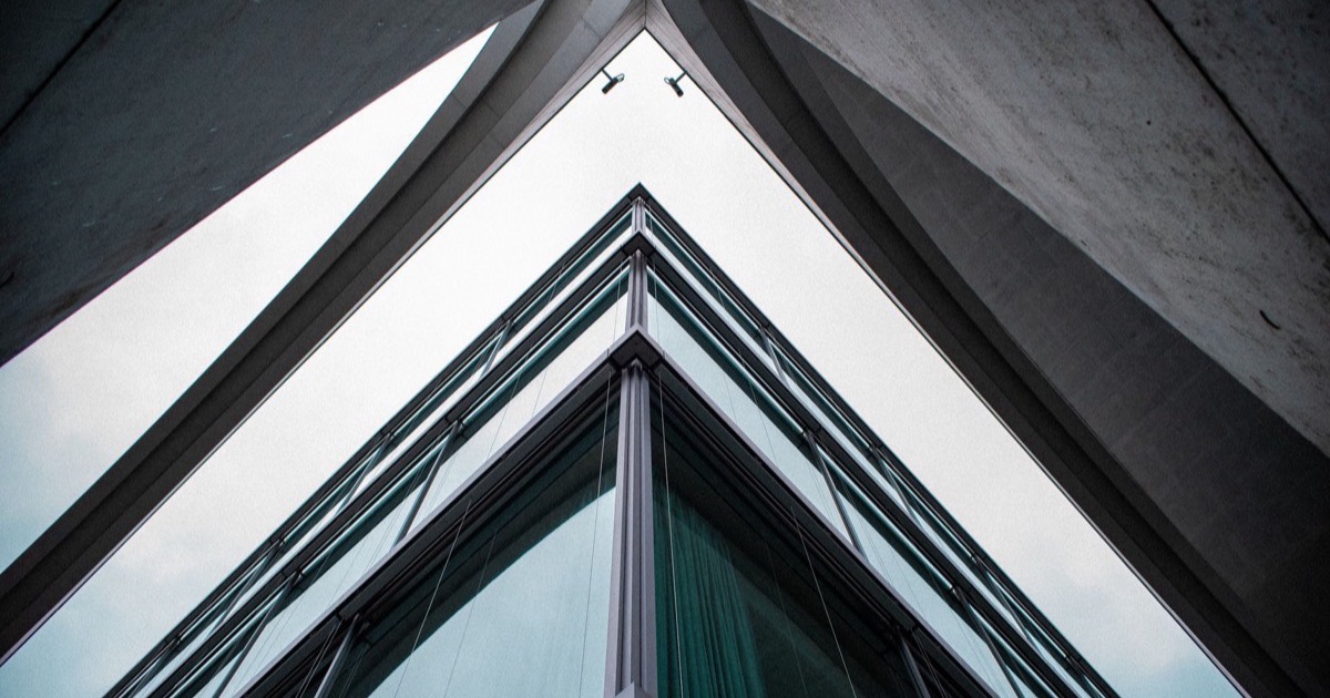 Comparing the best real estate software for builders